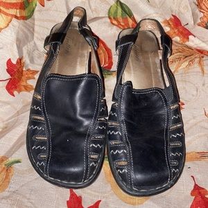 Trotters women shoes size 9 black